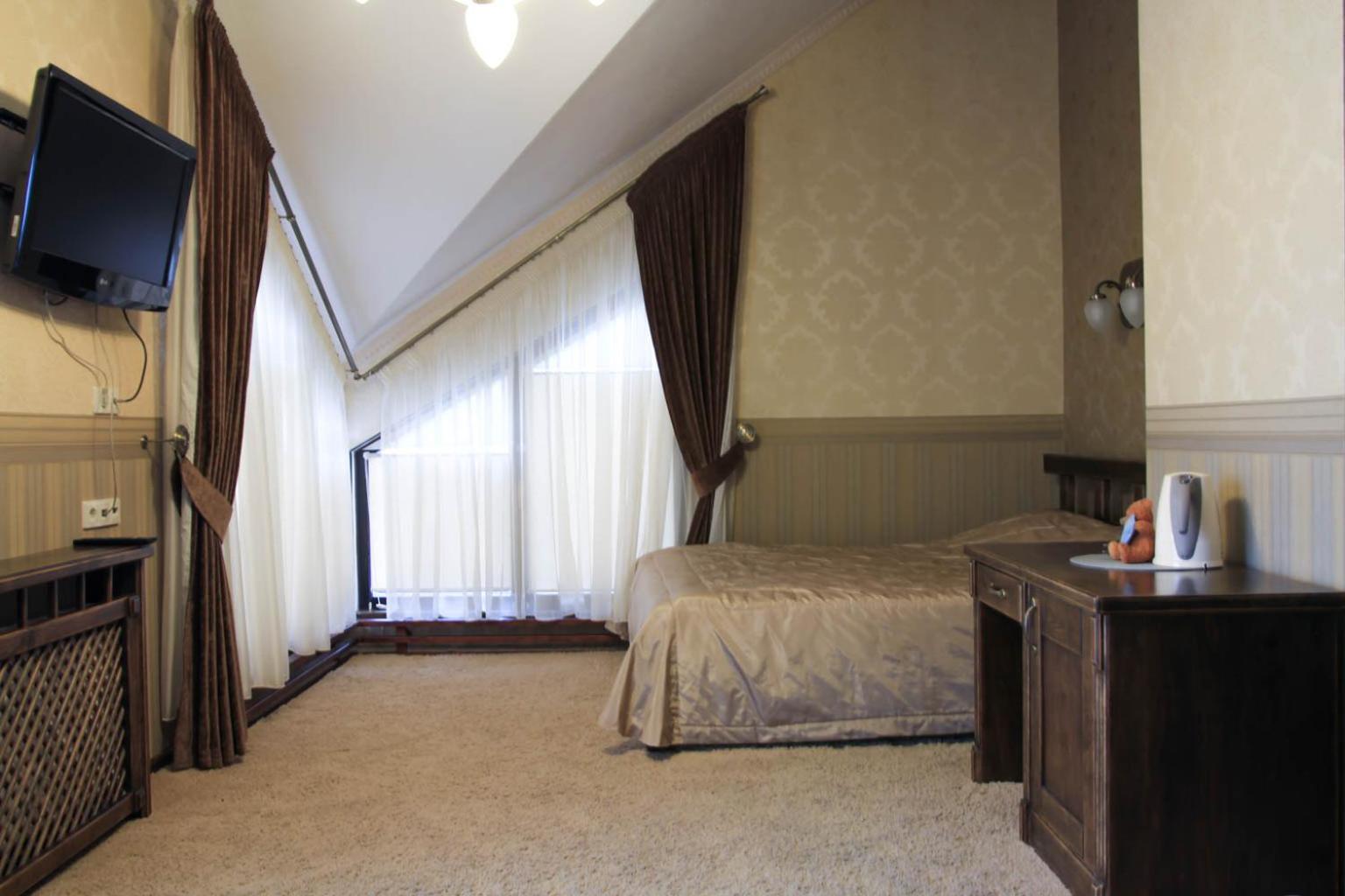 Arthotel Mini-Hotel فوروختا الغرفة الصورة